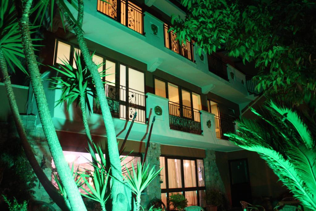מליטו די פורטו סאלבו B&B Il Giardino Delle Meraviglie מראה חיצוני תמונה